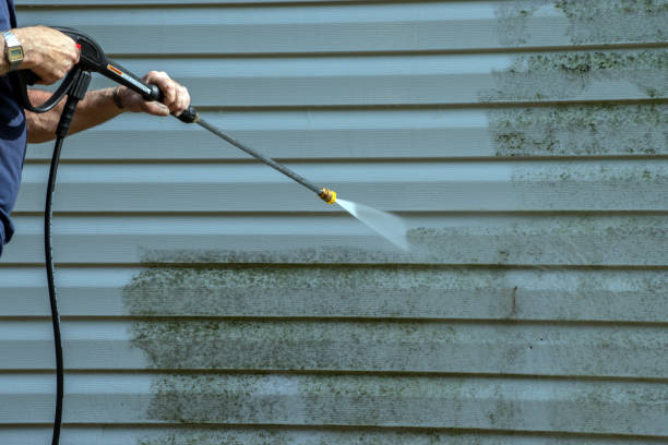 Best Animal Enclosure Cleaning  in Waukomis, OK